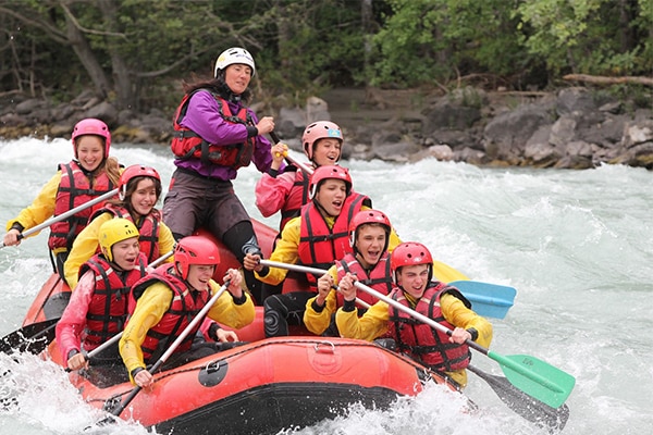 Activites-chateauvieux-600x400_rafting